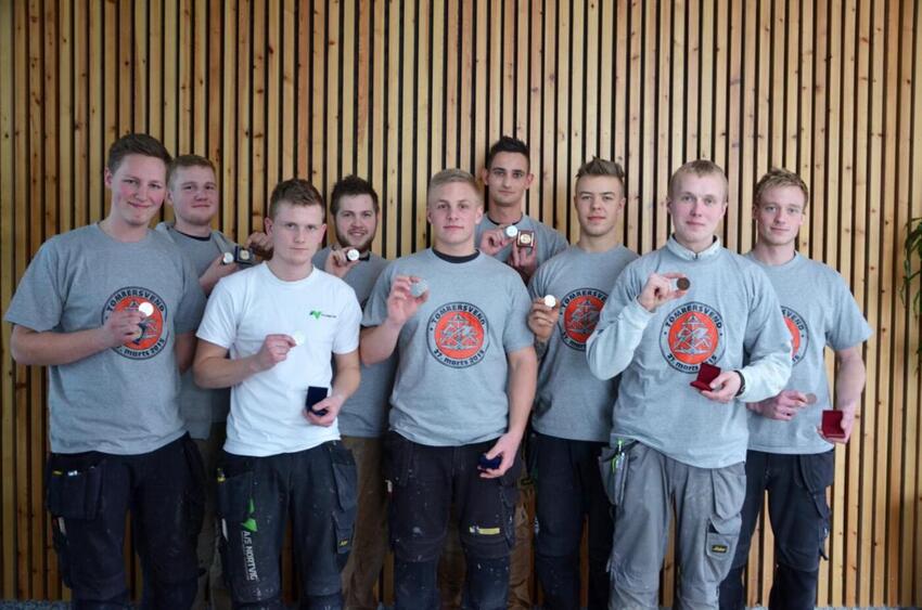 9 medaljer til tømrernes svendeprøve