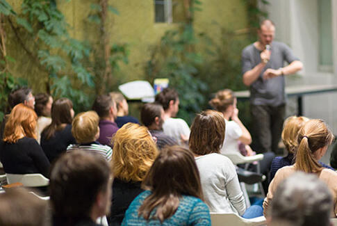Søg tredje runde af aktivitetspuljen