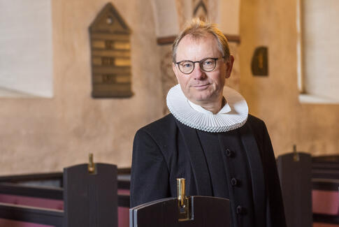 Østbirk og Yding kirker lever trods nedlukning!