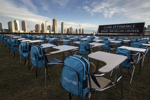 168 millioner børn har ikke haft en eneste skoledag det seneste år