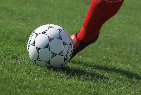 Ramte fodboldklubber tilbydes gratis træner-inspiration