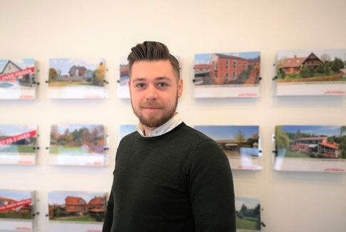 Danny fra Østbirk har travlt på jobbet