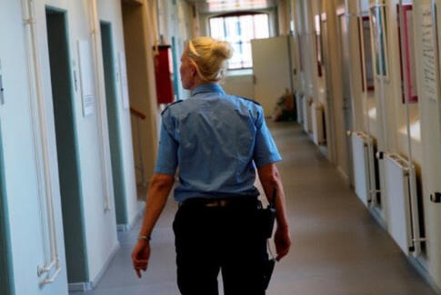 Kriminalforsorgen iværksætter nye akuttiltag