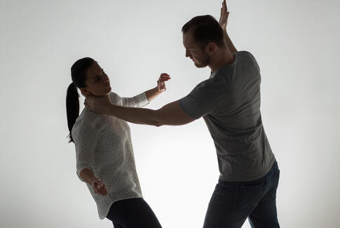 37-årig mand sigtes bl.a. for vold og trusler i Horsens