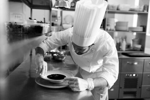 Danskerne klar til at bruge penge! Fire ud af 10 vil spise mere ude