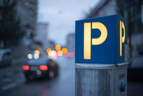 Fra fredag er p-automaterne på kommunens parkeringspladser igen i drift