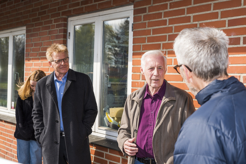 Folketingets formand så på tog-mulighederne i Hovedgård