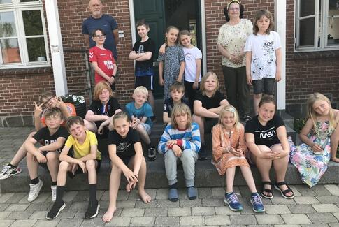 Juniorkonfirmanderne var på besøg i præstegården