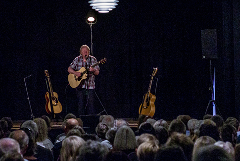 Det’ sikkert Bare Om Kærlighed