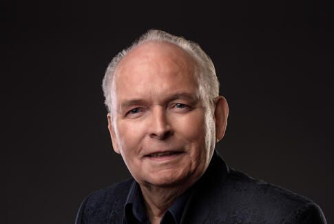 Peter Belli besøger Røde Kors Horsens Nord