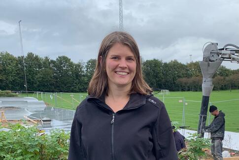 Hylke opfører sin egen skatepark