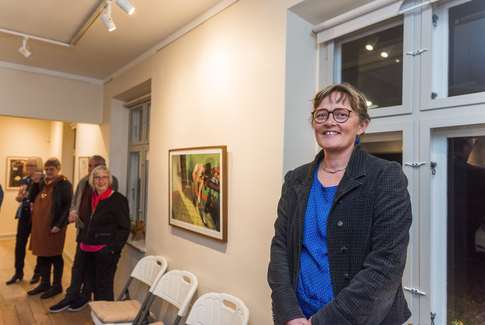 Flot og farverig fernisering i Brædstrup