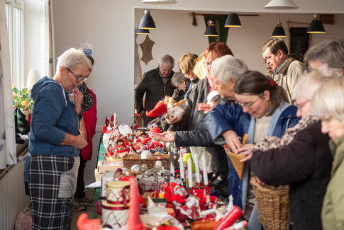 Juleloppemarked i HIET