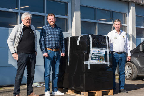 Lions Club fyldte en palle med brugte briller