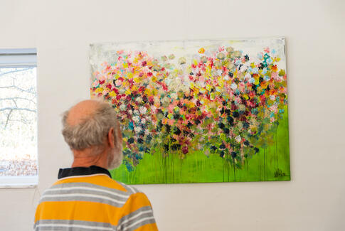 Fernisering i Søvind Kunstklub