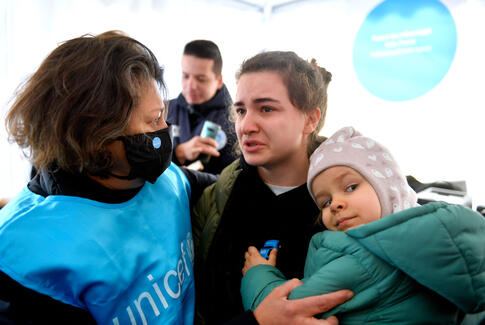 UNICEF åbner støttecentre til ukrainske familier på flugt