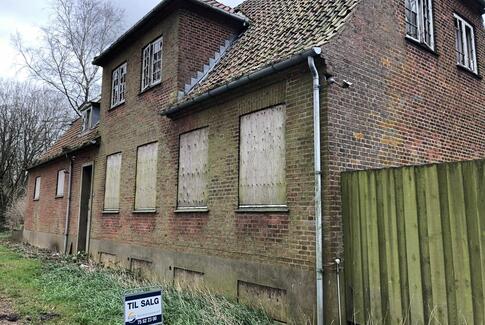 Fremtiden for Tvingstrups gamle stationsbygning skal afgøres af byens borgere