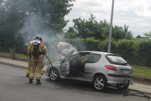 112: Bilbrand på Østergårdsvej i Brædstrup