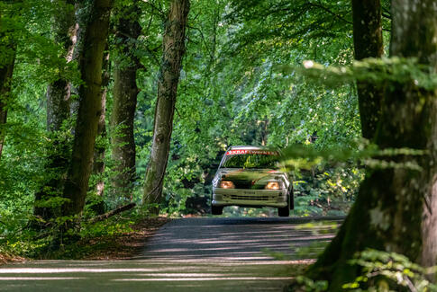 Race ude i skoven: Nim Hill Climb classic