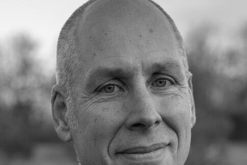 Ind i taknemligheden: Foredrag med Martin Holmgaard Laursen i Gedved