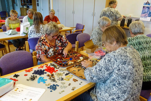 Det går knap så godt hos strikkedamerne i Østbirk