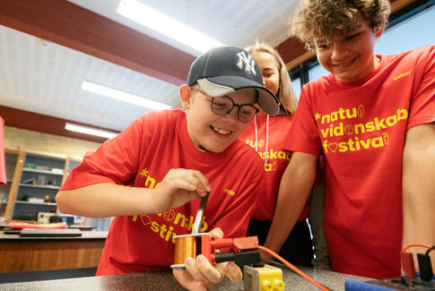 Elever på Østbirk Skole udforsker gåden om de forsvundne flagermus