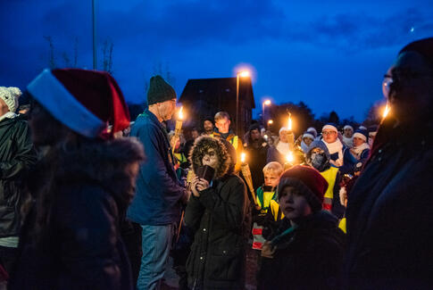 Juletræet er på vej til Hovedgård