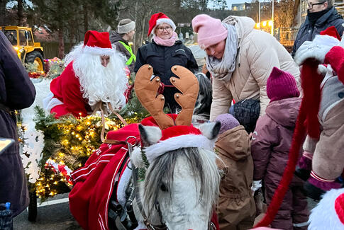 Ho Ho Hoo- så kom julemanden til Østbirk