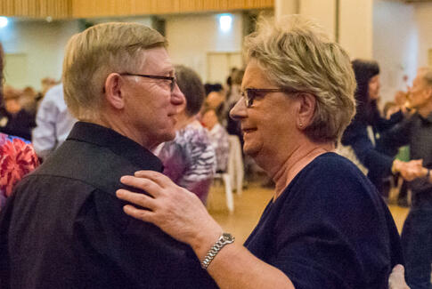 Atter fredagsbal i Egebjerg: Kom og giv den gas