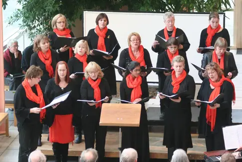 Smukke kvindestemmer i Kattrup kirke