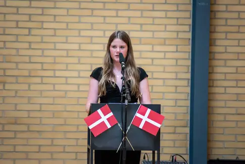 Grundloven flyttede i tørvejr – og folket fulgte med