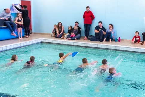 Hovedgård Svømmeklub svømmer mod fremtiden – med plads til alle