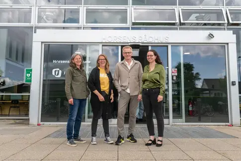 Valgkampen nærmer sig, og sød musik opstår