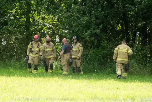 Brand på mark ved Løvetvej hurtigt slukket