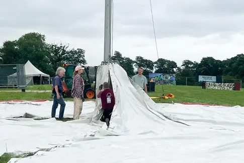 Teltrejsning på Mosstock