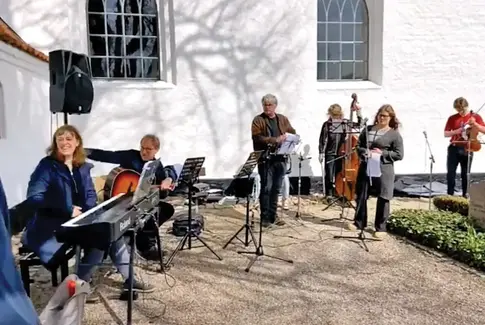 Påskekoncert udendørs