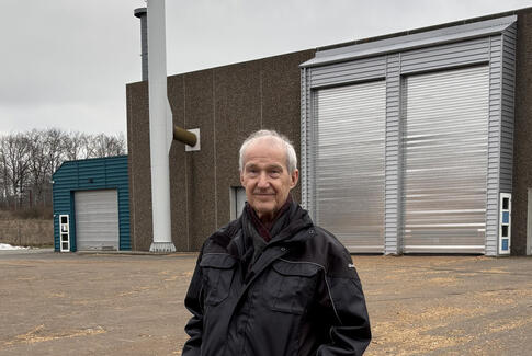 Anders Stilling foran Hovedgård Fjernvarme