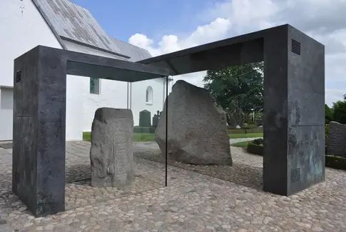 Runestenene i Jelling