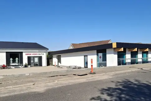Nyt møbelhus - Røde Kors Østbirk