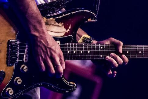 100 Guitars sparker årets Bluesfestival i gang