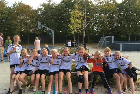 Gedvedpiger til Tivoli Friheden Cup