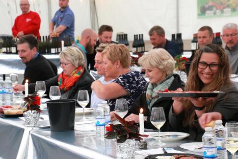 Gin-festival ved Hovedgård byfest 30. maj