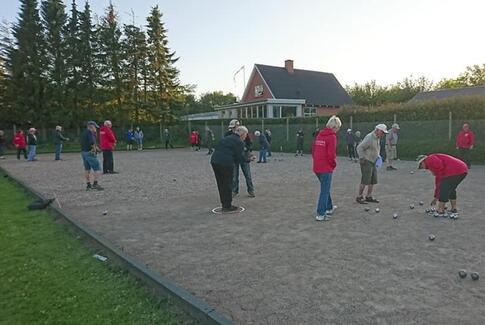 ØIF Petanque værter for Torsdagsmix