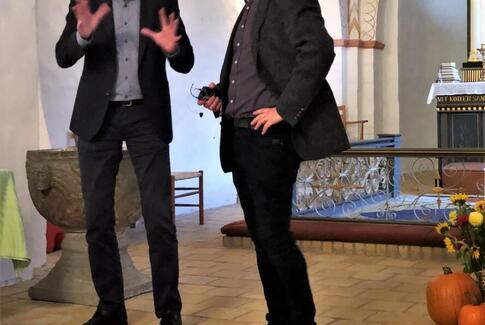 Stor tilslutning til det onde!