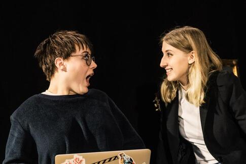 Ungt, nærværende og aktuelt teater i Horsens