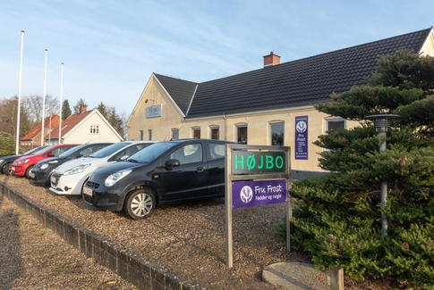 Fru Frost har åbnet klinikken i Gedved