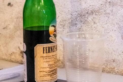 Rævejagten begynder i kirken