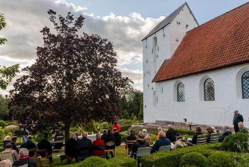 Sommersang i det fri