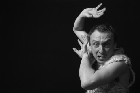 Det fortællende teater opfører I Guder!