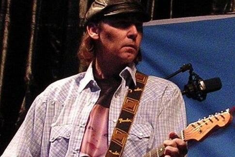 Blueshouse tilbage i Kattrup